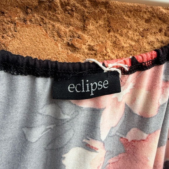 • 4/$25- Eclipse Black Floral Print Camisole - Picture 3 of 3